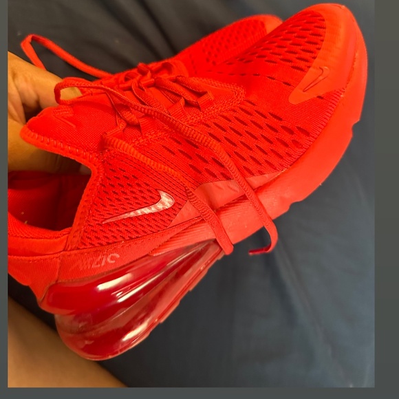 Nike Air Max 270 Triple Red 6Y - Picture 1 of 1